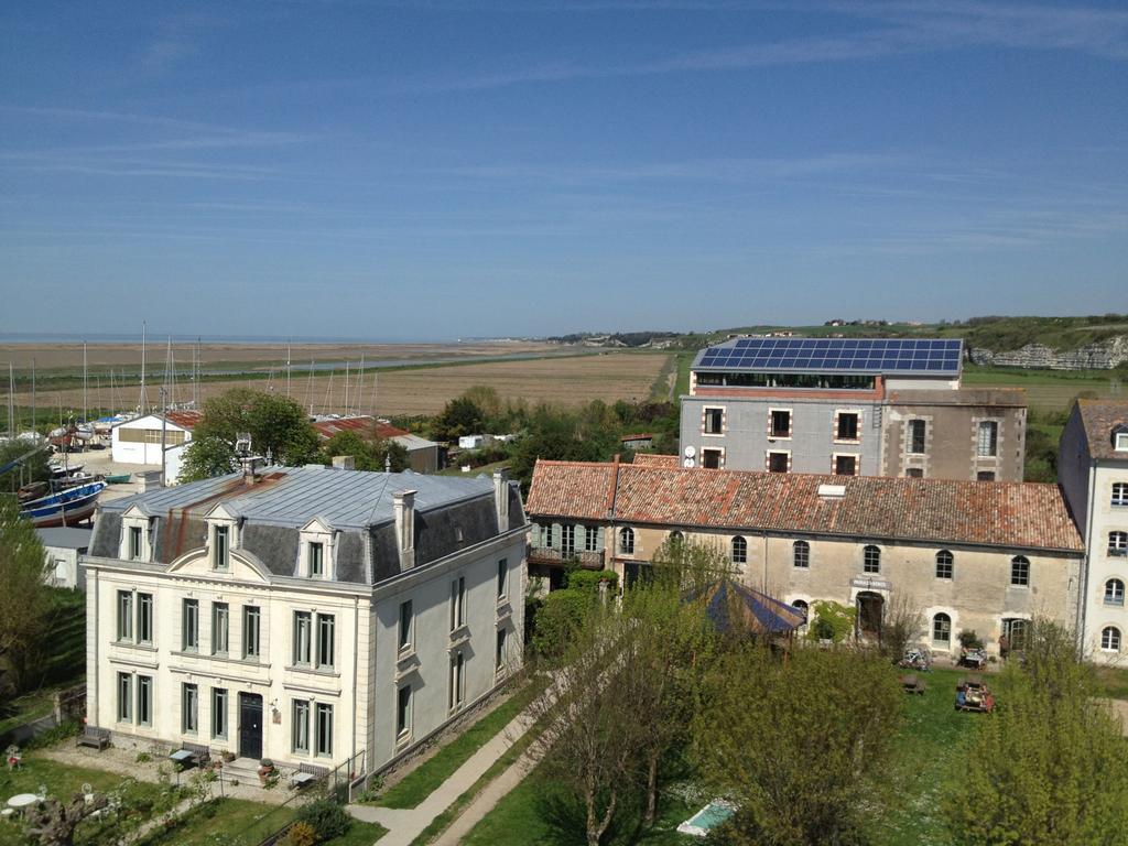 Le Domaine Du Meunier Mortagne-sur-Gironde Exterior foto