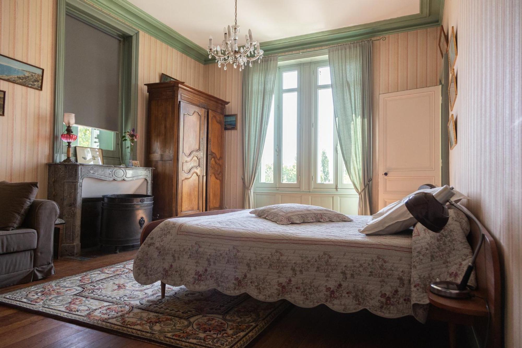 Le Domaine Du Meunier Mortagne-sur-Gironde Exterior foto