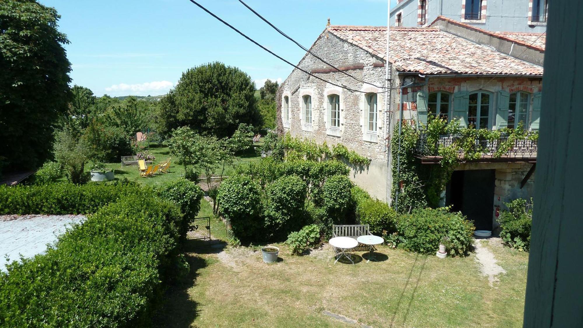 Le Domaine Du Meunier Mortagne-sur-Gironde Quarto foto